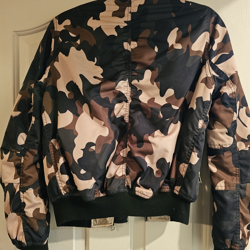 Camouflage Jacket - image 3